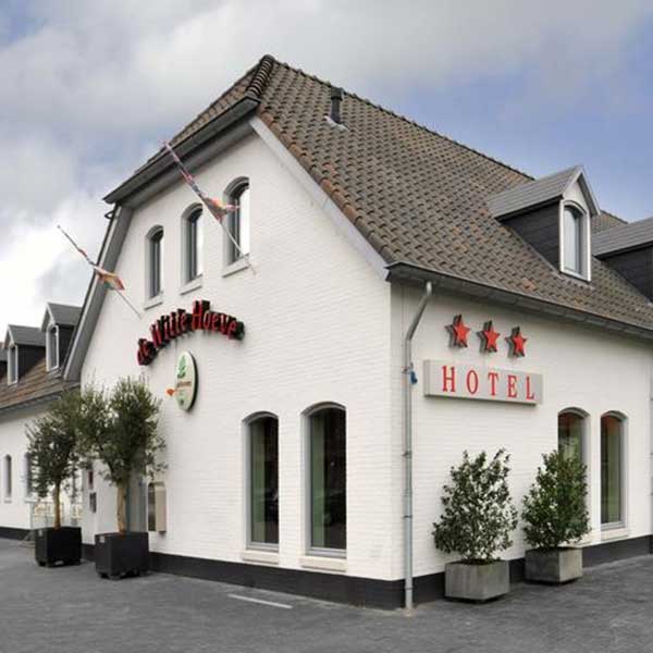 Hotel De Witte Hoeve - Venray - Vakantie in Limburg