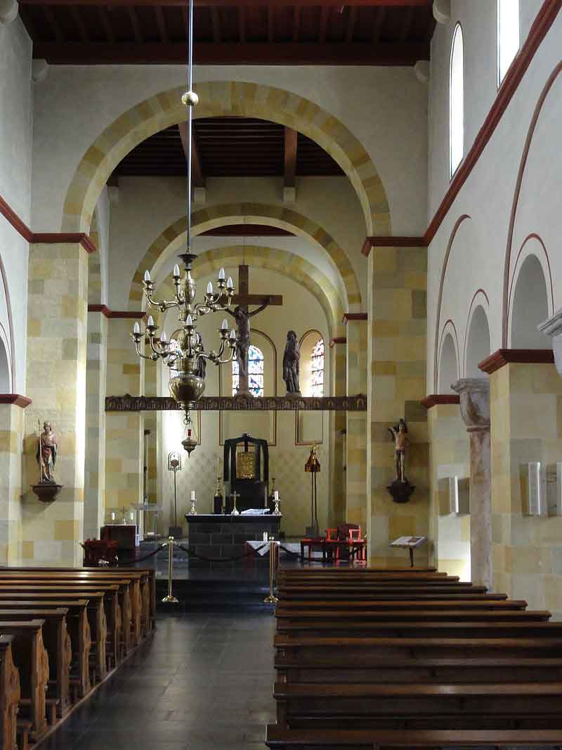 Schatkamer van de Heilige Amelbergakerk Susteren - Vakantie in Limburg